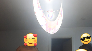 Betrunkene Freundin meiner Frau zeigt uns die neuen Piercing