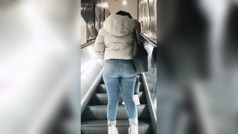 Knackarsch in Jeans Teil 3