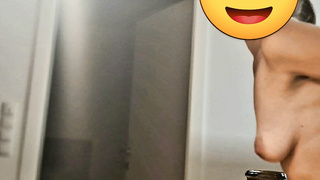 Betrunkene Freundin meiner Frau zeigt uns die neuen Piercing