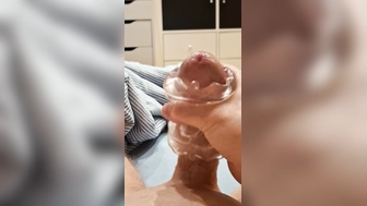 Morgendliche Lust mit der Gummimuschi