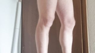 Bin gerne nackt und zeige euch gene meine Bilder