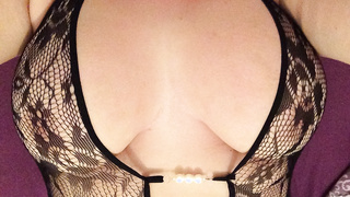 Dicke Titten im sexy Netz Body