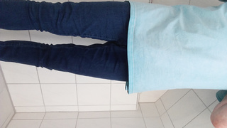 Zum Einkaufen in meiner Jeggings, mit Nylons drunter.
