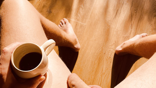 Abspritzen bei Kaffee und Sonnenschein