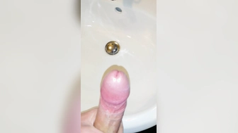 Abspritzen im Waschbecken habe immer Druck
