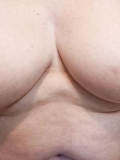 Meine Titten und Nippel für euch