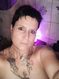 Noch ein paar sexy Bilder von meiner Frau