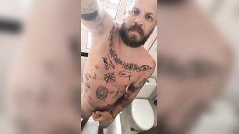 Daniel Shower Spaß