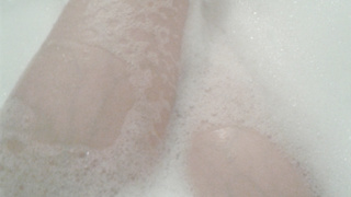 Hat jemand Lust mit mir zu baden?