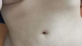 Nina ganz nackt