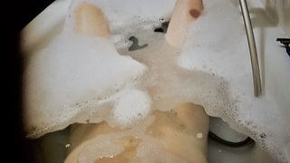 Einmal entspannen in der Wanne