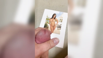 Cum Tribute für den Lieblings-Pornstar