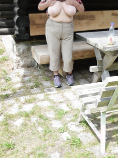 Meine Titten beim wandern