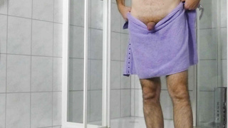 Penisbilder nach dem Duschen gemacht