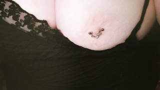 Gepiercte Nippel